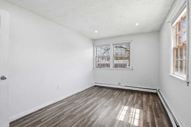 107 Pond St, Rockland, MA 02370