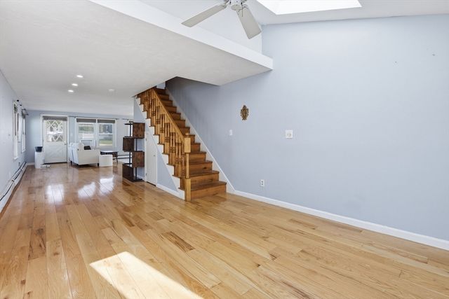 107 Pond St, Rockland, MA 02370