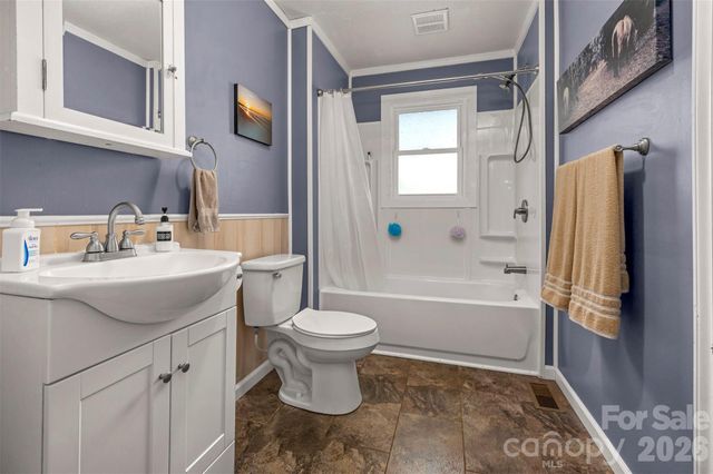 414 Sandy Run Church Road, Mooresboro, NC 28114