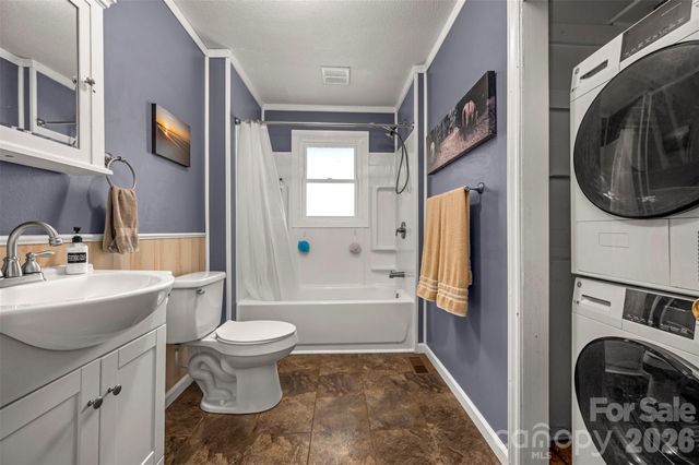 414 Sandy Run Church Road, Mooresboro, NC 28114