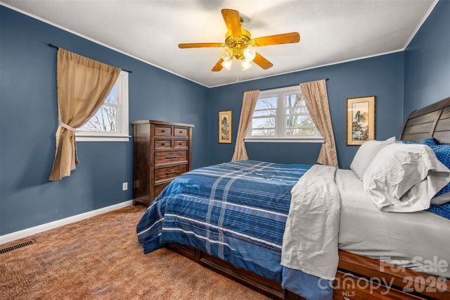 414 Sandy Run Church Road, Mooresboro, NC 28114