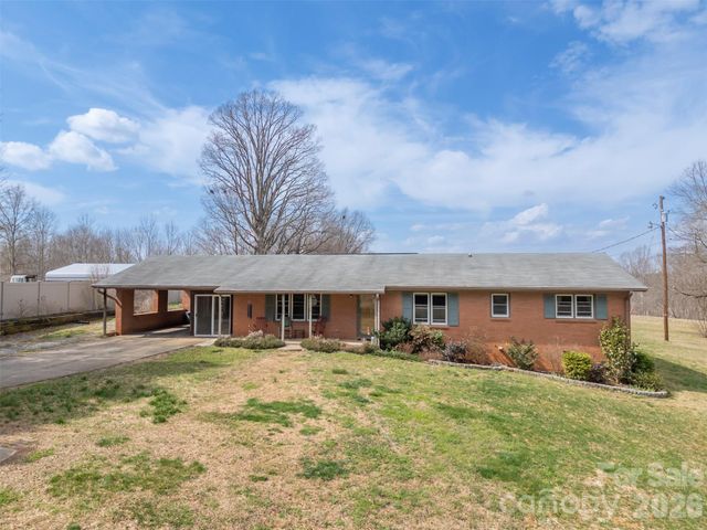 414 Sandy Run Church Road, Mooresboro, NC 28114