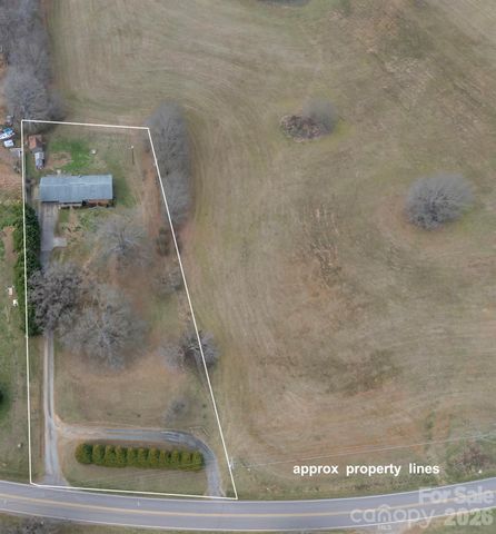 414 Sandy Run Church Road, Mooresboro, NC 28114