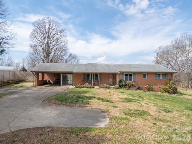 414 Sandy Run Church Road, Mooresboro, NC 28114