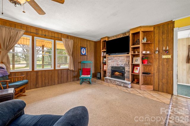 414 Sandy Run Church Road, Mooresboro, NC 28114