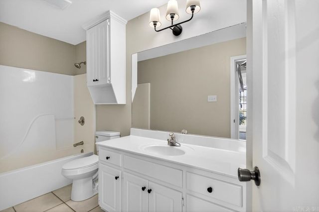 1313 High Meadow Drive, Jacksonville, AR 72076