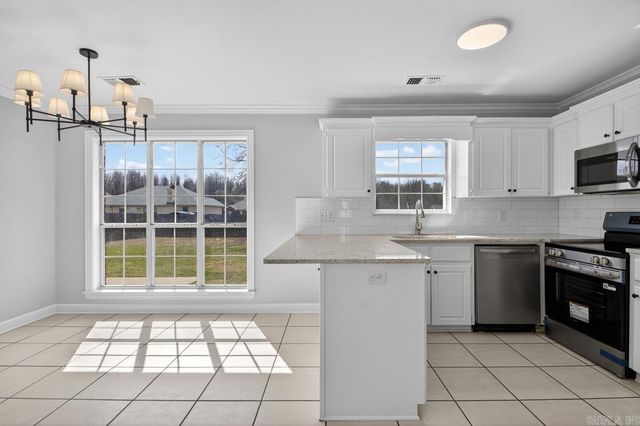 1313 High Meadow Drive, Jacksonville, AR 72076