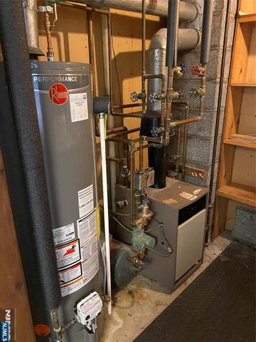 95 Atkins Terrace, East Rutherford, NJ 07073