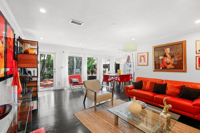 7 Middlesex Drive, Wilton Manors, FL 33305