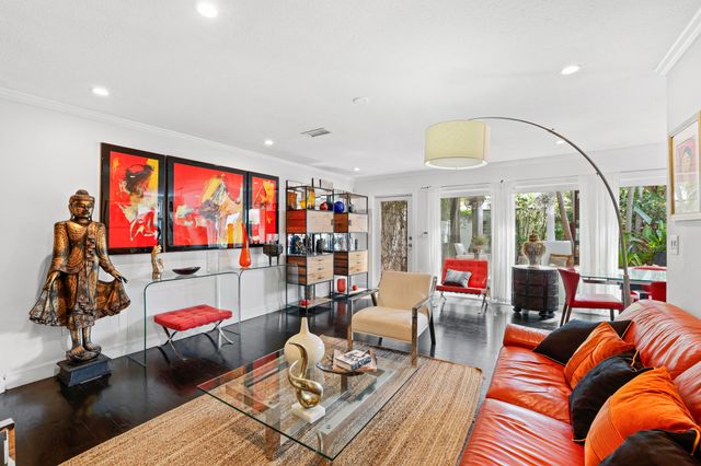 7 Middlesex Drive, Wilton Manors, FL 33305