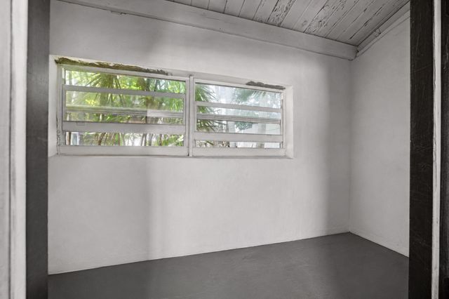 7 Middlesex Drive, Wilton Manors, FL 33305