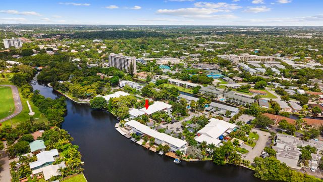7 Middlesex Drive, Wilton Manors, FL 33305