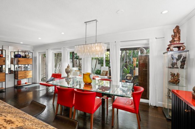 7 Middlesex Drive, Wilton Manors, FL 33305