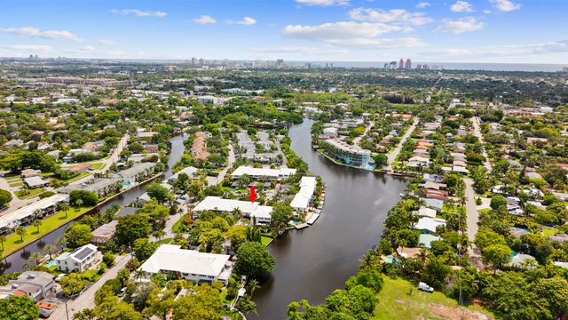 7 Middlesex Drive, Wilton Manors, FL 33305