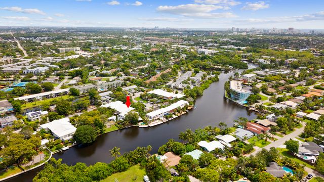 7 Middlesex Drive, Wilton Manors, FL 33305