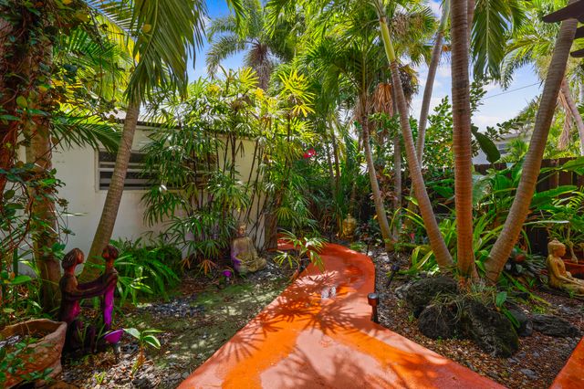 7 Middlesex Drive, Wilton Manors, FL 33305