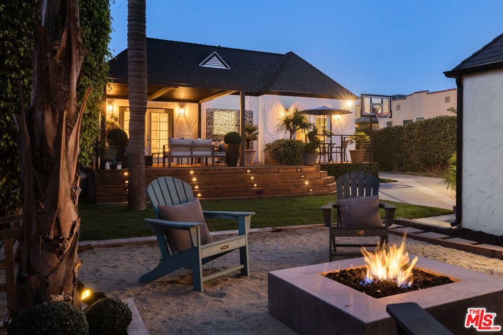 Image 27 of property listing at 6148 San Vicente Boulevard, Los Angeles, CA 90048