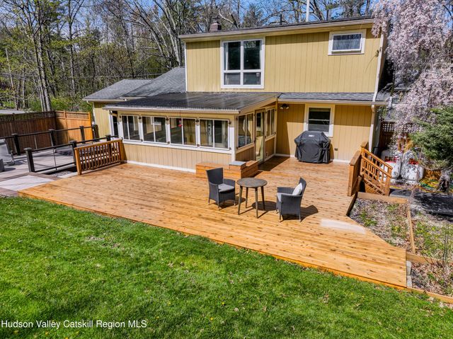 63 Mount Airy Road, Saugerties, NY 12477