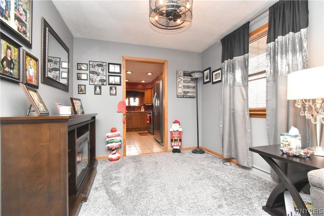 47 6th Avenue, Lancaster, NY 14086