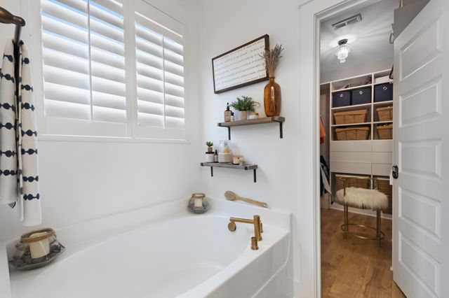 2154 Maytown Cir, Thompsons Station, TN 37179