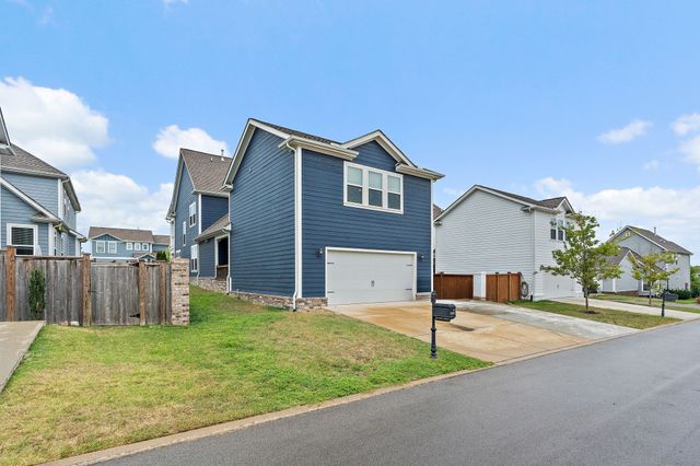 2154 Maytown Cir, Thompsons Station, TN 37179