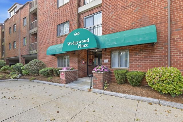 666 Main Street 210, Winchester, MA 01890