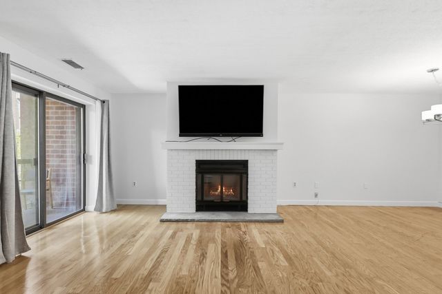 666 Main Street 210, Winchester, MA 01890
