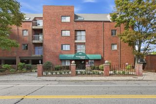 666 Main Street 210, Winchester, MA 01890
