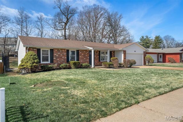 2813 Olde Chelsea Drive, St Charles, MO 63301