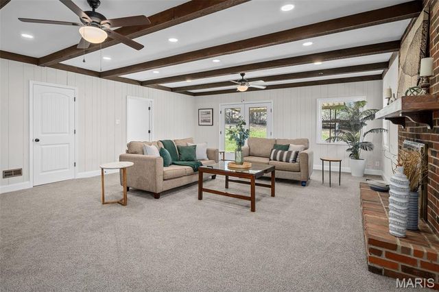 2813 Olde Chelsea Drive, St Charles, MO 63301