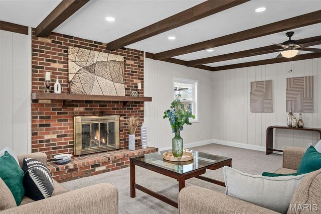 2813 Olde Chelsea Drive, St Charles, MO 63301