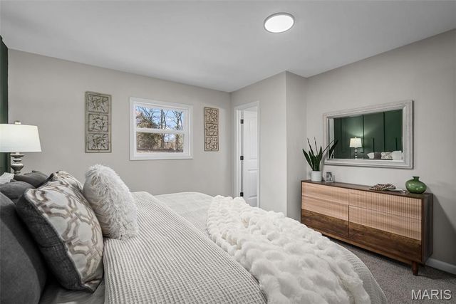 2813 Olde Chelsea Drive, St Charles, MO 63301