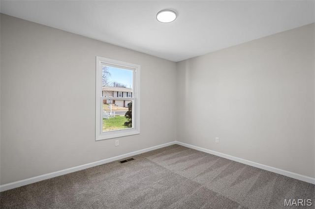 2813 Olde Chelsea Drive, St Charles, MO 63301