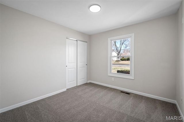 2813 Olde Chelsea Drive, St Charles, MO 63301