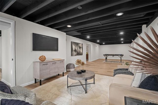 2813 Olde Chelsea Drive, St Charles, MO 63301