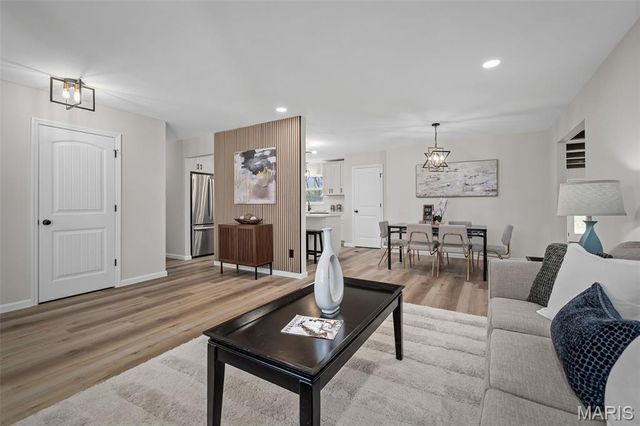 2813 Olde Chelsea Drive, St Charles, MO 63301