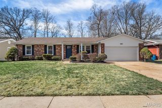 2813 Olde Chelsea Drive, St Charles, MO 63301