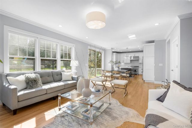 3 Robin Hill Road, Scarsdale, NY 10583