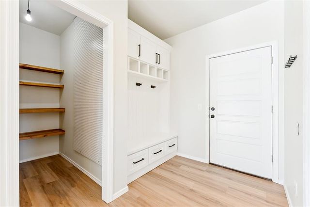 17400 Pantera Avenue, Choctaw, OK 73020