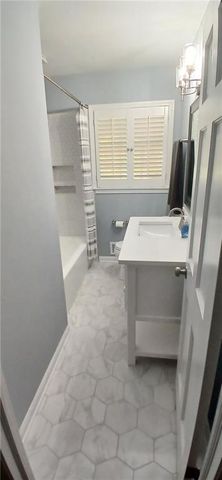 2744 HUNTING HILL Lane, Decatur, GA 30033