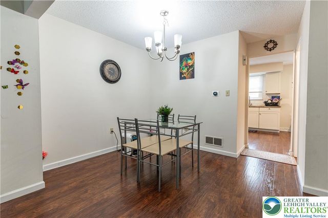 8315 Countryside Lane, Upper Macungie Twp, PA 18051