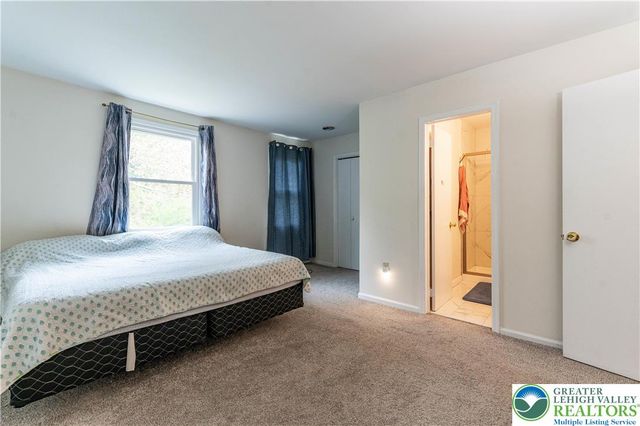 8315 Countryside Lane, Upper Macungie Twp, PA 18051