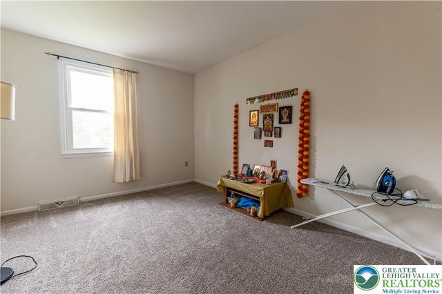 8315 Countryside Lane, Upper Macungie Twp, PA 18051