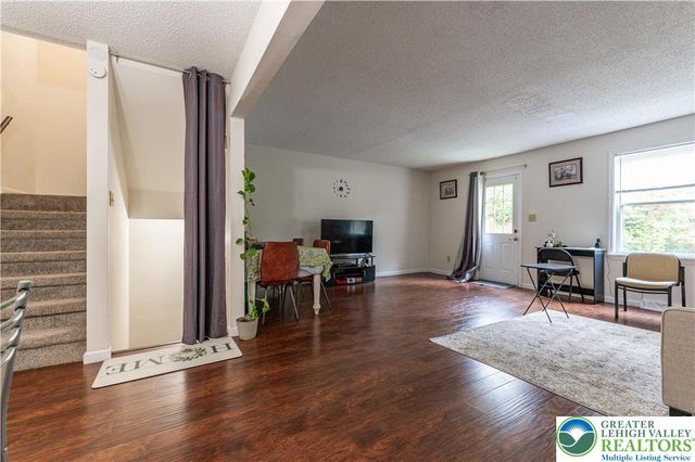 8315 Countryside Lane, Upper Macungie Twp, PA 18051