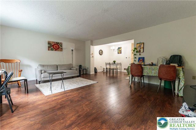 8315 Countryside Lane, Upper Macungie Twp, PA 18051