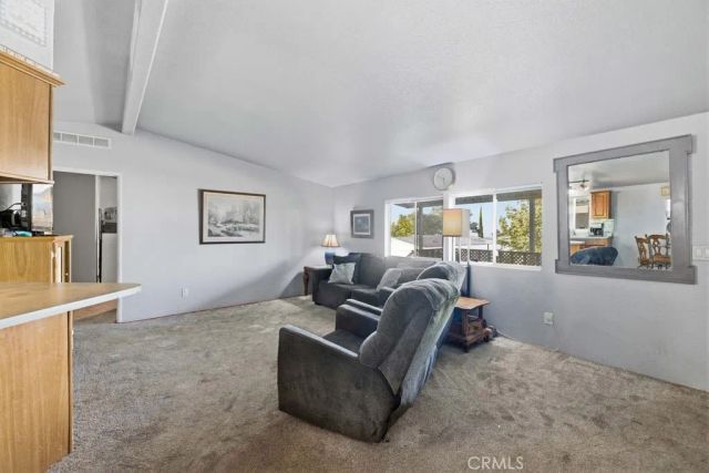 40701 W Rancho Vista 103, Palmdale, CA 93551