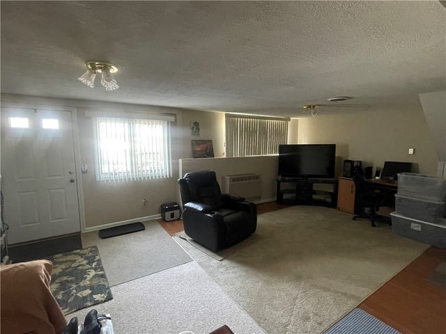 33 Kent Street, Cumberland, RI 02864