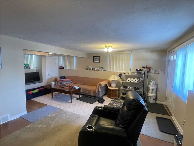 33 Kent Street, Cumberland, RI 02864