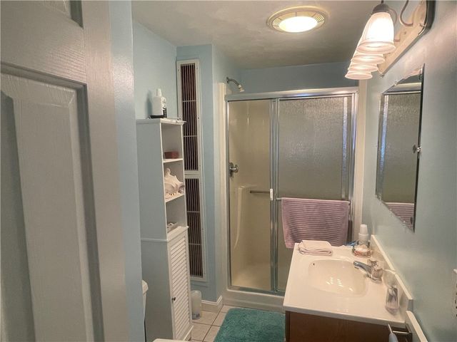 33 Kent Street, Cumberland, RI 02864