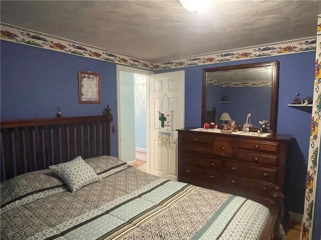 33 Kent Street, Cumberland, RI 02864